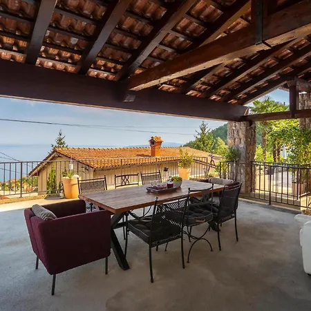 Casa vacanze 4 Bedroom Cozy In