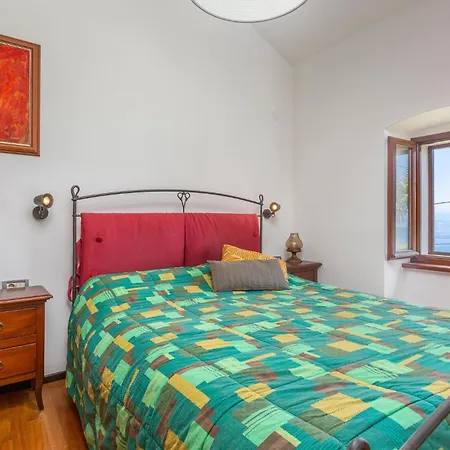 4 Bedroom Cozy In * Poljane